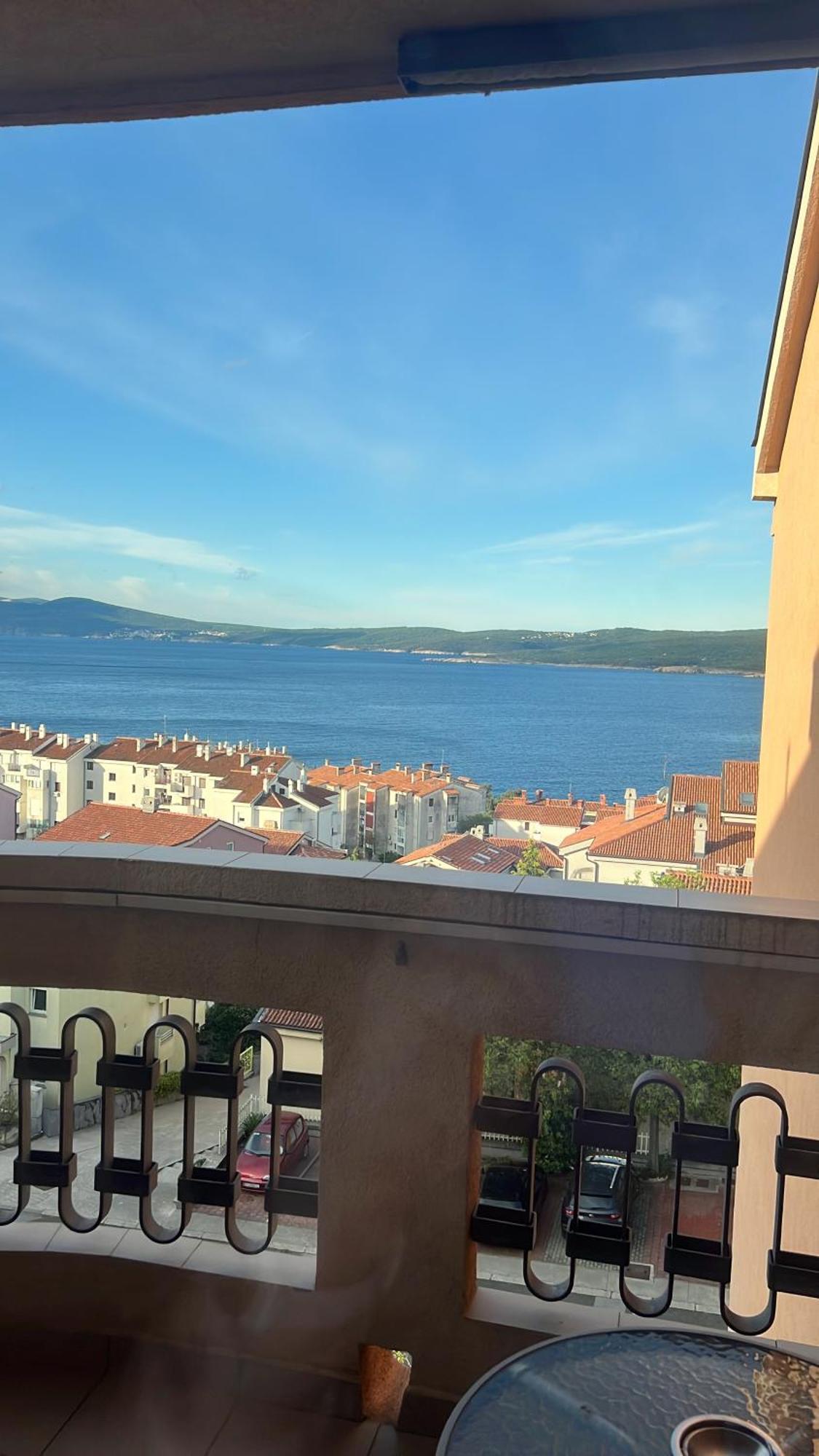 Sun & More Apartment Криквеница Екстериор снимка